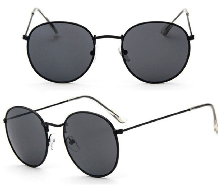 “Women Retro Sunglasses – Vintage Small Frame Trendy Fashion Shades for Summer”